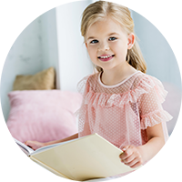 Читающие дети с раннего возраста : очень способные, уверенные в себе и больше довольны жизнью.